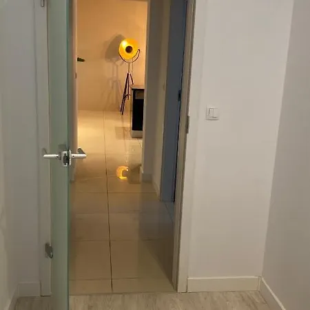 Vacaciones Towarowa Port I *